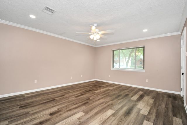 1906 Airline Drive, Katy, TX 77493