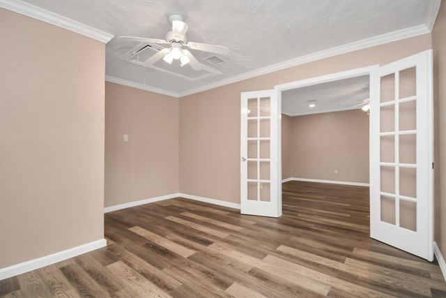 1906 Airline Drive, Katy, TX 77493