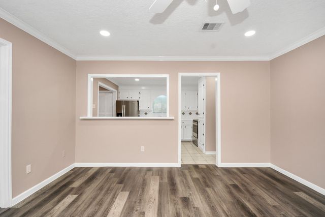 1906 Airline Drive, Katy, TX 77493