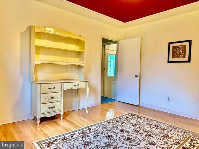 510 LINDLEY RD, Glenside, PA 19038