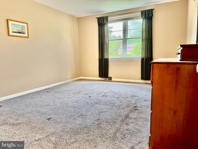 510 LINDLEY RD, Glenside, PA 19038