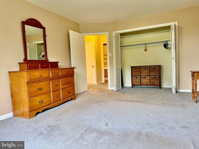 510 LINDLEY RD, Glenside, PA 19038