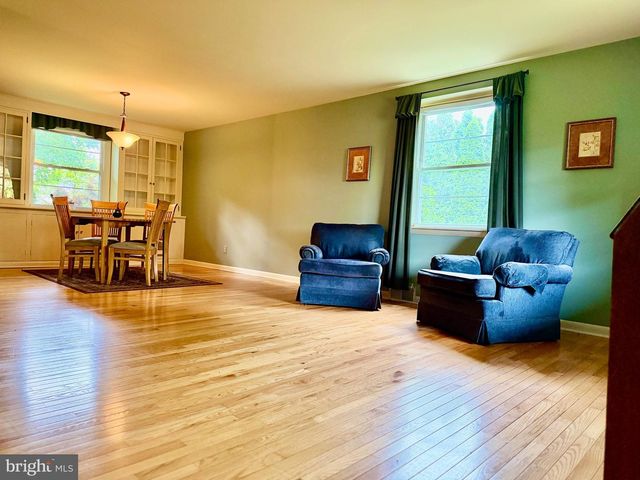 510 LINDLEY RD, Glenside, PA 19038