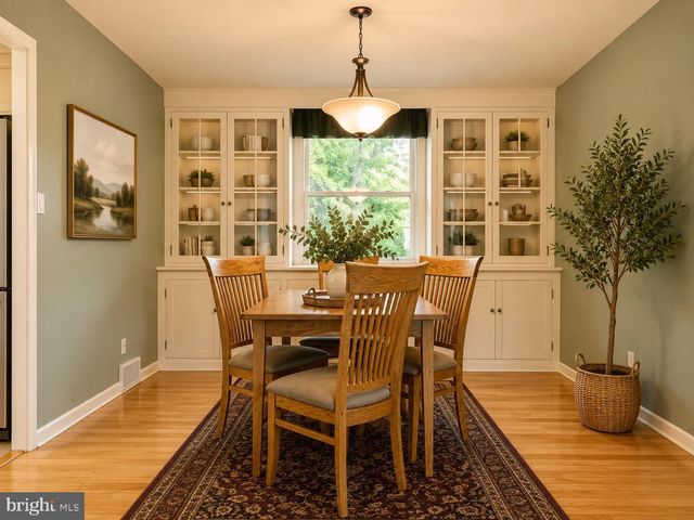 510 LINDLEY RD, Glenside, PA 19038