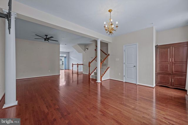 9808 SMITHVIEW PL, Lanham, MD 20706