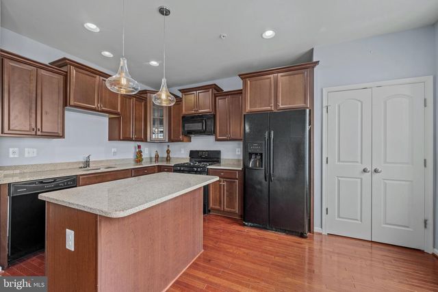 9808 SMITHVIEW PL, Lanham, MD 20706