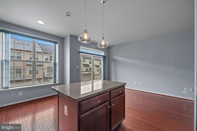 9808 SMITHVIEW PL, Lanham, MD 20706