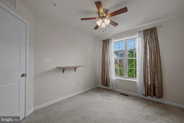 9808 SMITHVIEW PL, Lanham, MD 20706
