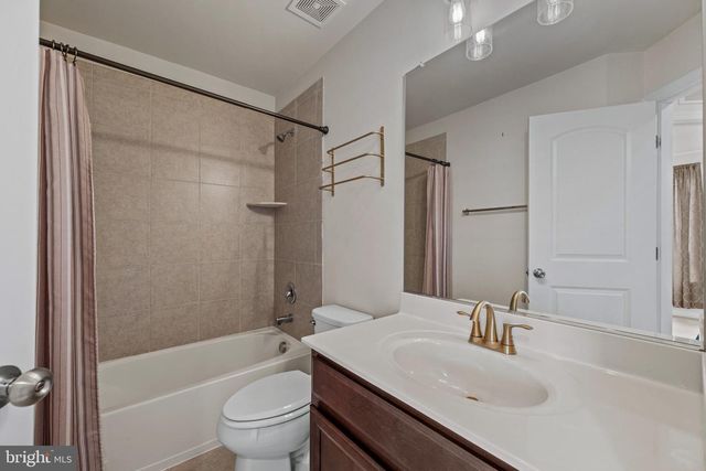 9808 SMITHVIEW PL, Lanham, MD 20706