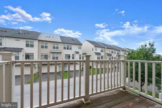 9808 SMITHVIEW PL, Lanham, MD 20706
