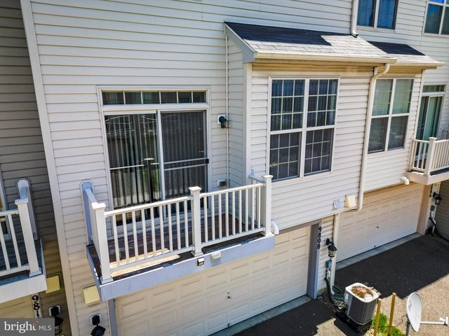 9808 SMITHVIEW PL, Lanham, MD 20706