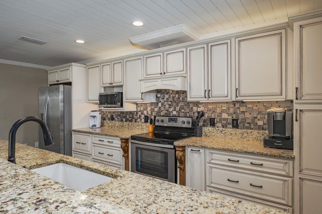 75 WOODCUTTER LANE, Palm Harbor, FL 34683