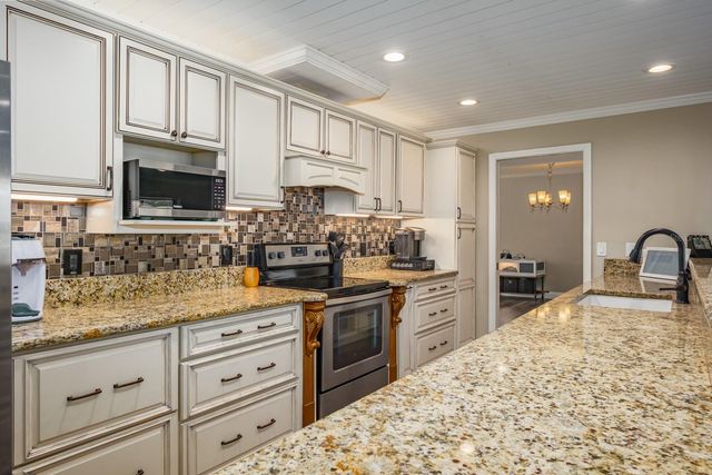 75 WOODCUTTER LANE, Palm Harbor, FL 34683