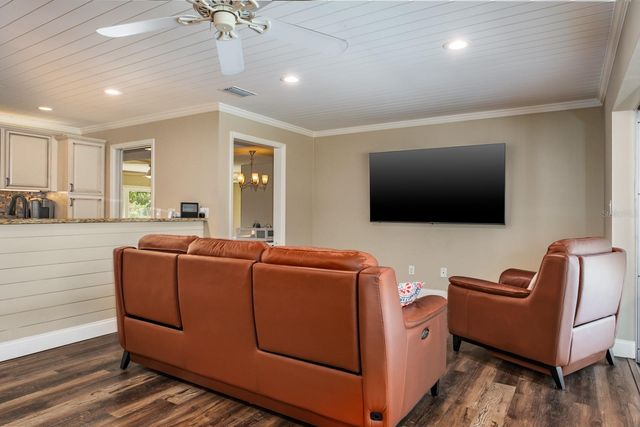 75 WOODCUTTER LANE, Palm Harbor, FL 34683