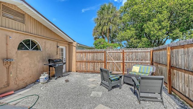 6515 COLONIAL DRIVE, Sarasota, FL 34231