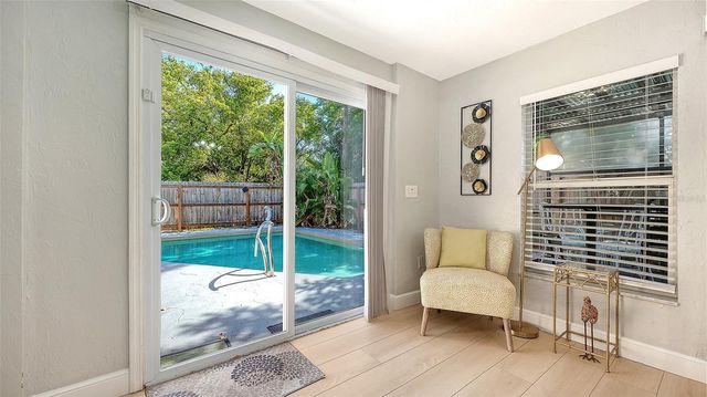 6515 COLONIAL DRIVE, Sarasota, FL 34231