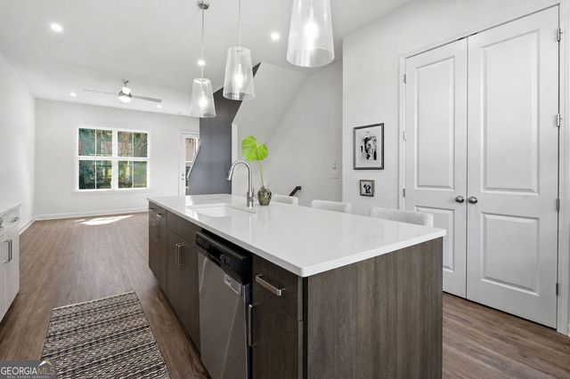 179 Color Circle SE, Atlanta, GA 30317