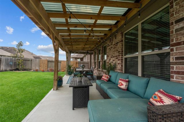 29511 Water Willow Trace Drive, Spring, TX 77386