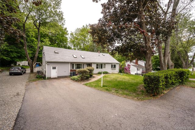 929 Fox Meadow Road, Yorktown Heights, NY 10598