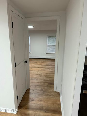 5 Maple Street, East Greenbush, NY 12144