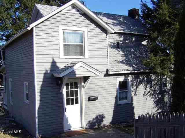 5 Maple Street, East Greenbush, NY 12144