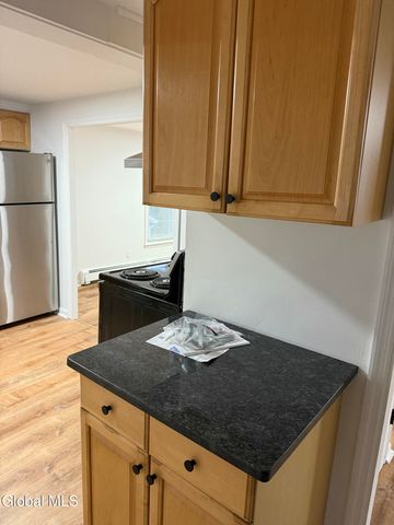 5 Maple Street, East Greenbush, NY 12144