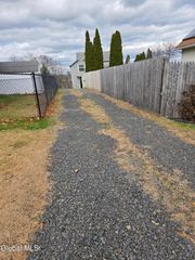 5 Maple Street, East Greenbush, NY 12144