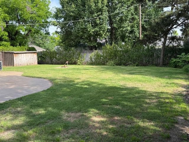 1414 W Wabash Avenue, Enid, OK 73703