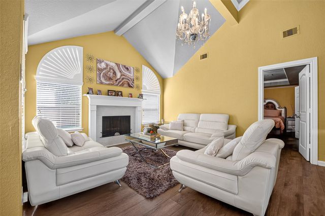 4506 Osage Drive, Baytown, TX 77521