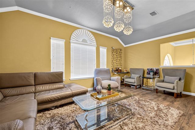 4506 Osage Drive, Baytown, TX 77521