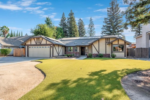 6426 N Fruit Avenue, Fresno, CA 93711