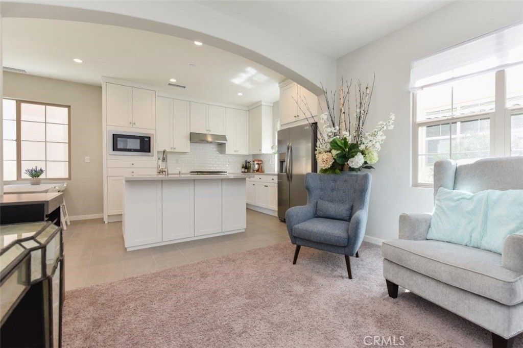 Image 5 of property listing at 161 Elkhorn, Irvine, CA 92618