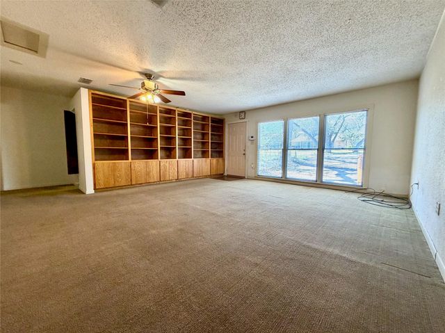 305 W CADDO ST, Austin, TX 78753