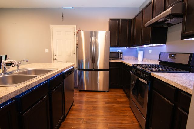 3619 Daisy Lane, Elgin, IL 60124