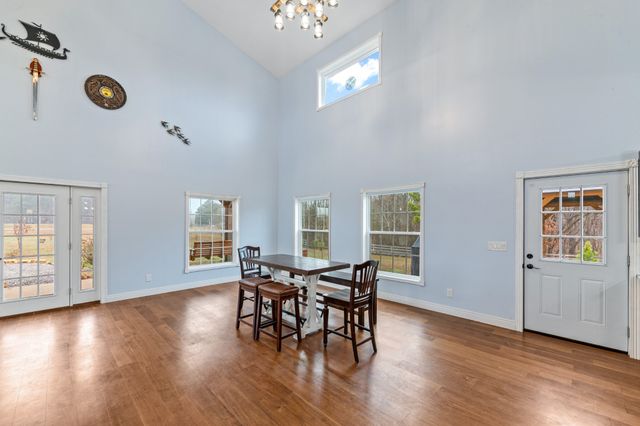 1221 Johnson Branch Rd, Pulaski, TN 38478