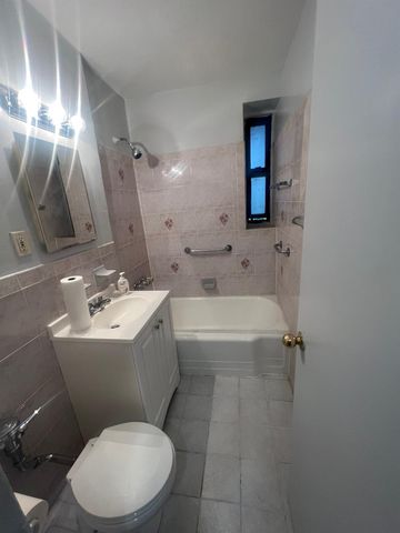 285 E 35 Street 2D, Brooklyn, NY 11203