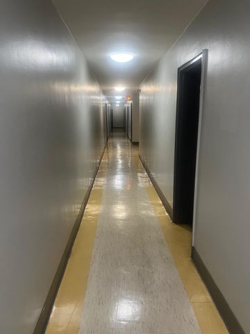 285 E 35 Street 2D, Brooklyn, NY 11203