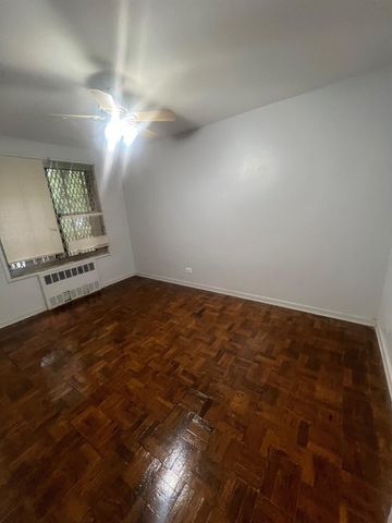285 E 35 Street 2D, Brooklyn, NY 11203