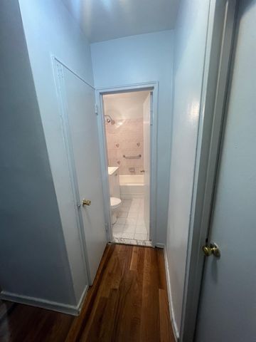 285 E 35 Street 2D, Brooklyn, NY 11203
