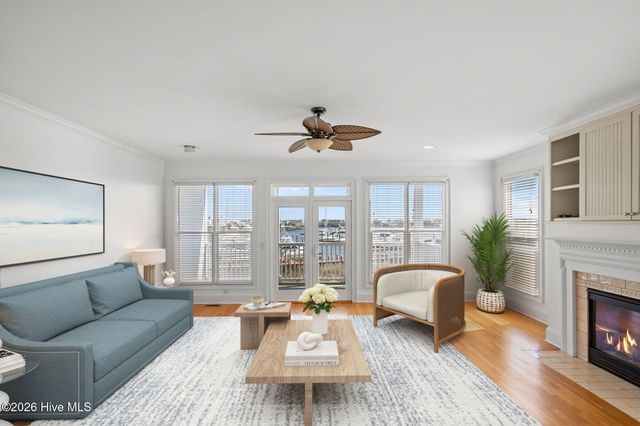 109 Green Turtle Lane, Carolina Beach, NC 28428