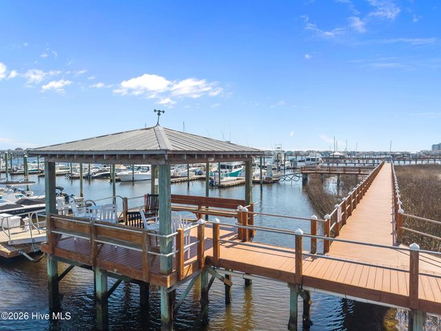 109 Green Turtle Lane, Carolina Beach, NC 28428