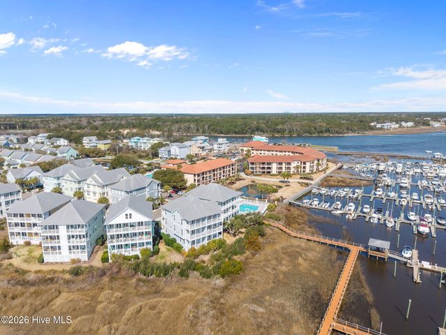 109 Green Turtle Lane, Carolina Beach, NC 28428