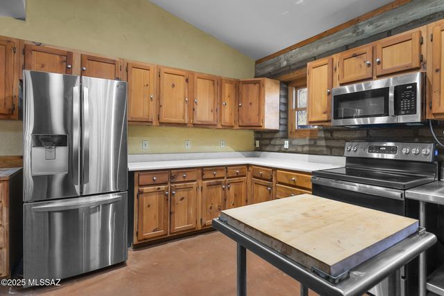 450 Costello Lane, Patagonia, AZ 85624