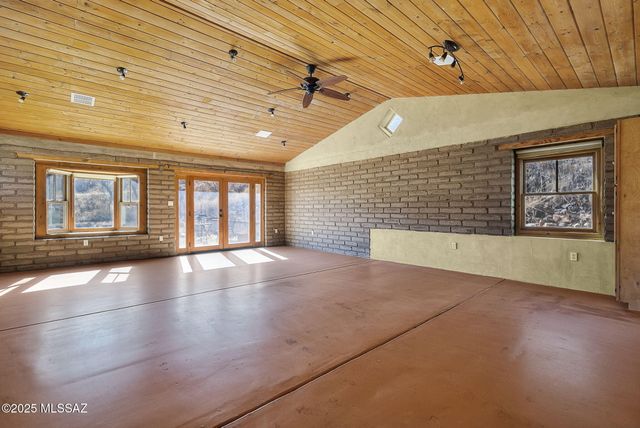 450 Costello Lane, Patagonia, AZ 85624