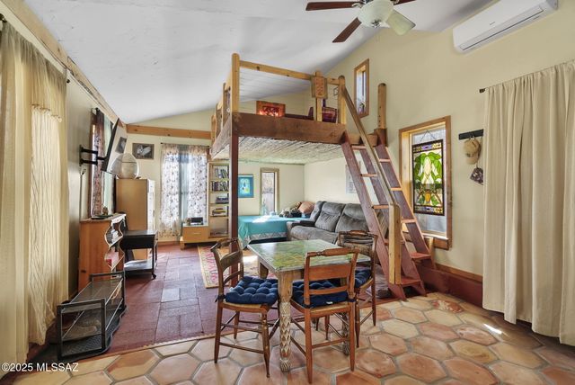 450 Costello Lane, Patagonia, AZ 85624