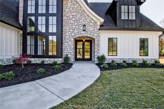 130 Grace Hope Drive, Brooks, GA 30205