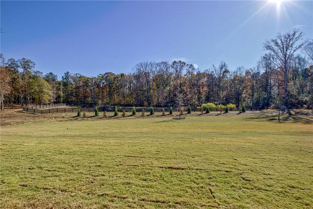 130 Grace Hope Drive, Brooks, GA 30205