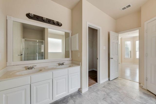 851 Grant Street, Burleson, TX 76028