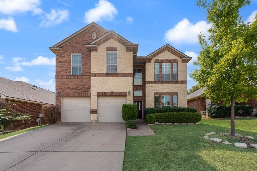 851 Grant Street, Burleson, TX 76028