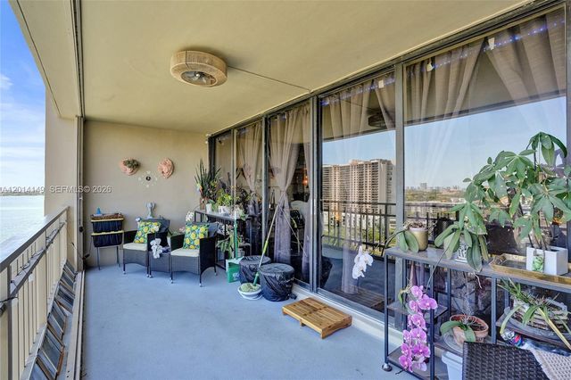 11113 Biscayne Blvd 1156, Miami, FL 33181